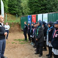 İzcilerin Uludağ eteklerinde kamp keyfi 