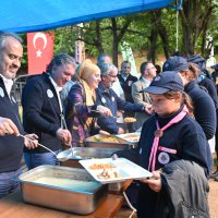 İzcilerin Uludağ eteklerinde kamp keyfi 