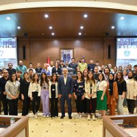 Başkan Aktaş stajyerlerle buluştu 
