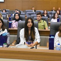 Başkan Aktaş stajyerlerle buluştu 