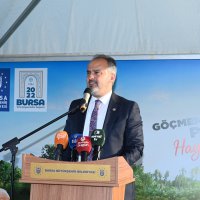 Göçmen konutları yeşile kavuştu 