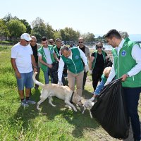 Daha temiz bir çevre için çöp topladılar 