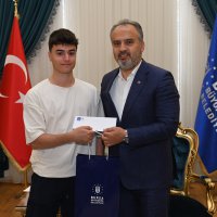 BUSMEK’le üniversite hayalleri gerçek oldu 