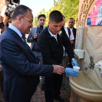Bakan Bozdağ, çorbayı çeşmeden içti 