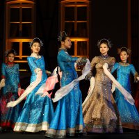 Türk kadınının zarafeti podyumda 