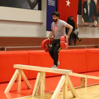 Alev savaşçısı olmak için ter döktüler 