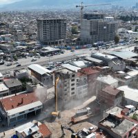 İstanbul Caddesi yıkımlarla şekilleniyor 