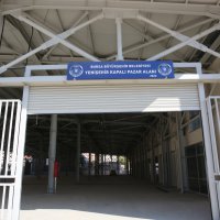 Yenişehir pazar alanında sona doğru 