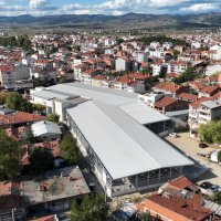 Yenişehir pazar alanında sona doğru 