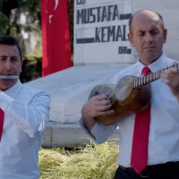 Orkestradan ‘Cumhuriyet Marşı’  