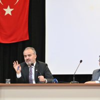 Başkandan üniversitelilere altın öğütler 