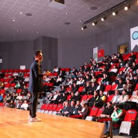 Gençler işini şansa bırakmıyor 