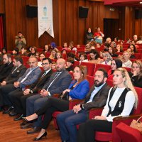 Bursa’da tiyatro coşkusu başladı 