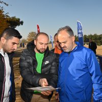 Oryantiring turnuvasında zamana karşı yarış 