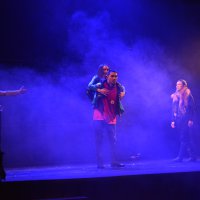 Tiyatro festivaline coşkulu veda 