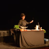 Tiyatro festivaline coşkulu veda 