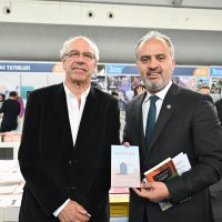 Kitap şöleni coşkuyla başladı 