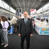 Kitap şöleni coşkuyla başladı 