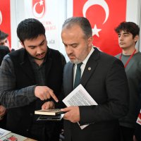 Kitap şöleni coşkuyla başladı 