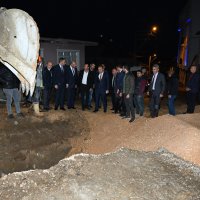 Büyükşehir gece gündüz sahada 