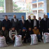 Çiftçilere tohum desteğine devam 