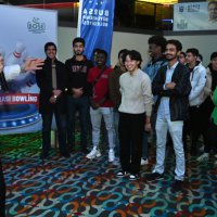 Liseliler bowlingle stres atıyor 