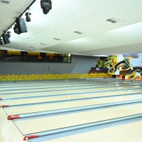 Liseliler bowlingle stres atıyor 