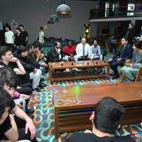 Liseliler bowlingle stres atıyor 