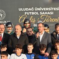 Büyükşehir’den üniversiteye futbol sahası 