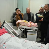 Başkan Aktaş, yeni yıla 2023'ün ilk bebeğiyle girdi 