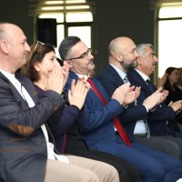 Her gencin bir şarkısı olmalı 