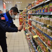 Zabıtadan usulsüzlüğe geçit yok 