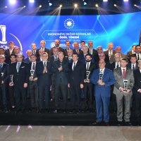 Sektör lideri Burulaş, 243 milyon yolcu taşıdı 