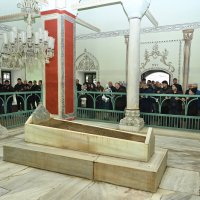 Sultan 2. Murad Han dualarla anıldı 