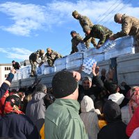 Gün, depremzedeler için birlik günü 