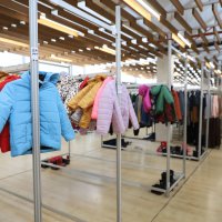 Bu mağaza deprem mağdurlarına özel 