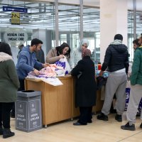 Bu mağaza deprem mağdurlarına özel 