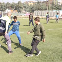 Depremzede çocuklarla moral maçı 