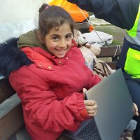 Minik Melek’in yüzü güldü 