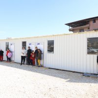 Acı hayata konteynerde yeni başlangıç 