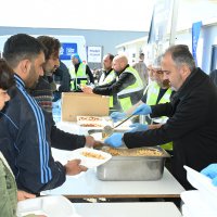 ‘Çarklar durmasın’ diye işçinin karavanası Bursa’dan 