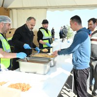 ‘Çarklar durmasın’ diye işçinin karavanası Bursa’dan 