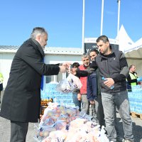 ‘Çarklar durmasın’ diye işçinin karavanası Bursa’dan 