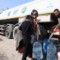 Su tankerleri depremzedeler için sahada 