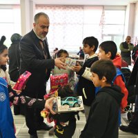 Başkan Aktaş, Bursa’da depremzedeleri ziyaret etti 