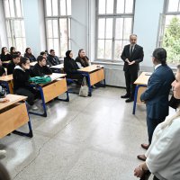 Liseli gençlerden deprem bölgesine anlamlı destek 