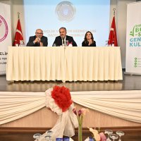 Liseli gençlerden deprem bölgesine anlamlı destek 