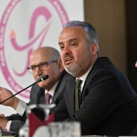 Liseli gençlerden deprem bölgesine anlamlı destek 