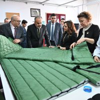 Liseli gençlerden deprem bölgesine anlamlı destek 