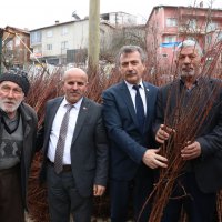 Üretim çiftçiden destek Büyükşehir’den 